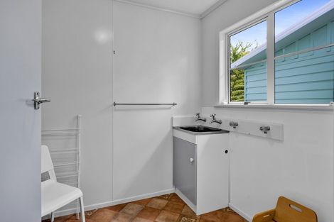 Photo of property in 44 Celia Street, Stratford, 4332