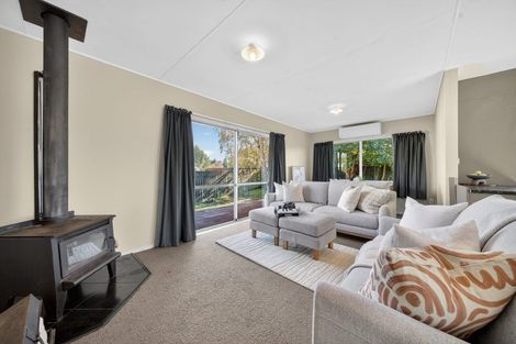 Photo of property in 8b Kupe Drive, Carterton, 5713