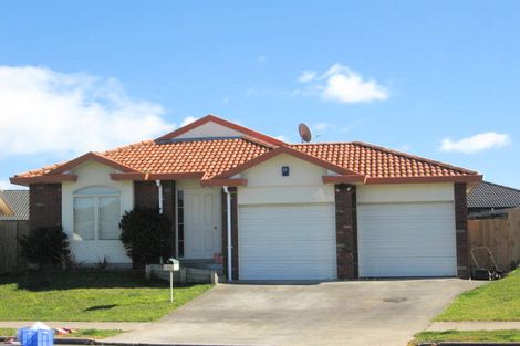 Photo of property in 12 Liddesdale Place, Papakura, 2110
