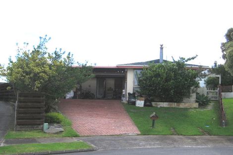 Photo of property in 24 Vanbrugh Place, Bucklands Beach, Auckland, 2014