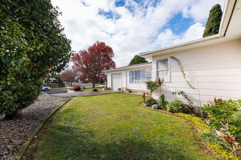 Photo of property in 70 Meadowvale Drive, Levin, 5510