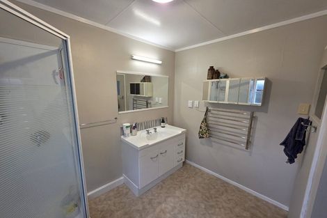 Photo of property in 2/21 Vivian Street, New Plymouth, 4310