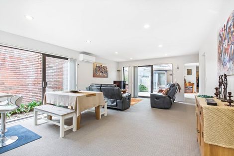 Photo of property in 19 Tarapiroe Avenue, Takanini, 2112