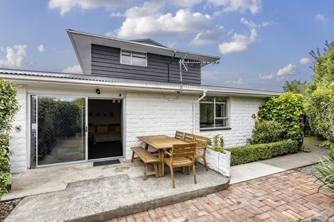 Photo of property in 1/6 Croziers Road, St Albans, Christchurch, 8052