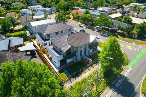 Photo of property in 64u1 Banbury Crescent, Fairfield, Hamilton, 3214