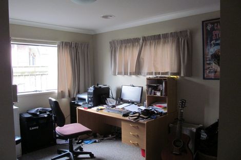 Photo of property in 44 Te Puia Drive, Aotea, Porirua, 5024