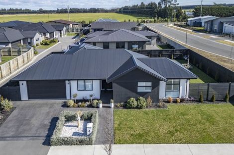 Photo of property in 4 Marcoola Drive, Rolleston, 7614