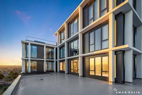 Photo of property in 1 Buscomb Avenue, Henderson, Auckland, 0610
