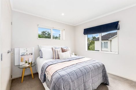 Photo of property in 5/16 Black Rock Road, Newlands, Wellington, 6037