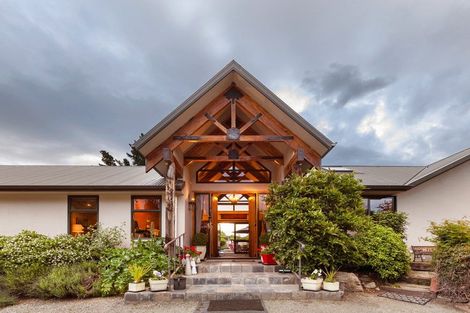 Photo of property in 117 Riverbank Road, Wanaka, 9382