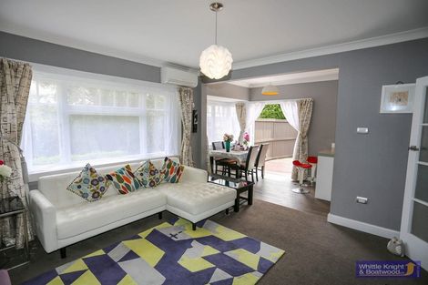 Photo of property in 92 Hinau Street, Riccarton, Christchurch, 8041