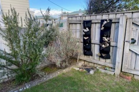 Photo of property in 5 Wha Street, Lyall Bay, Wellington, 6022