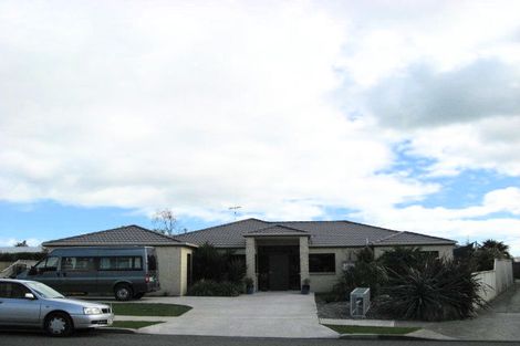 Photo of property in 46 Easton Way, Levin, 5510