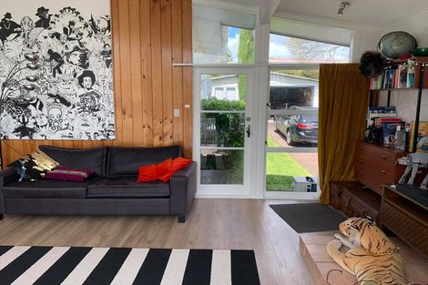 Photo of property in 11 Dellwood Avenue, Henderson, Auckland, 0612