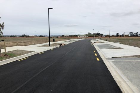 Photo of property in 35 Hayfield Way, Karaka, Papakura, 2113