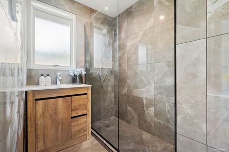 Photo of property in 36 Flaxdale Street, Birkdale, Auckland, 0626