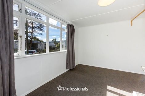Photo of property in 35 Hanson Grove, Stokes Valley, Lower Hutt, 5019