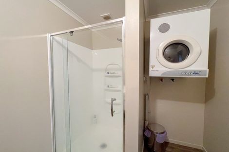 Photo of property in 108u2 Old Farm Road, Hamilton East, Hamilton, 3216