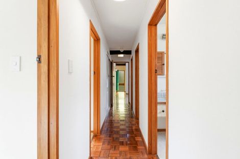 Photo of property in 47 Parkes Avenue, Saint Johns Hill, Whanganui, 4501