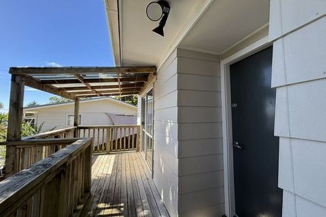 Photo of property in 10 Glenfinn Place, Massey, Auckland, 0614