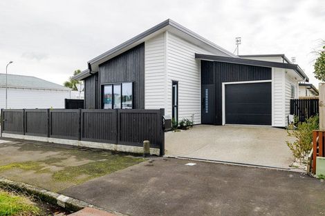 Photo of property in 16 Te Ara Matipou, Frimley, 4120