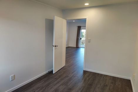 Photo of property in 3 Kelvin Grove, Te Aro, Wellington, 6011