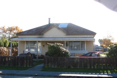 Photo of property in 35 Lawrence Street, East Gore, Gore, 9710