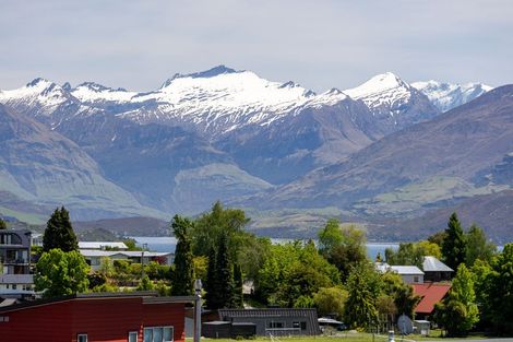 Photo of property in 99 Kings Drive, Wanaka, 9305