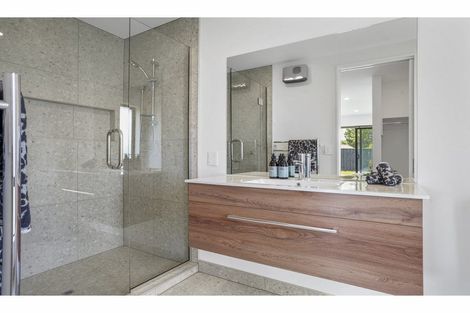Photo of property in 16 Foster Place, Mount Pisa, Cromwell, 9383