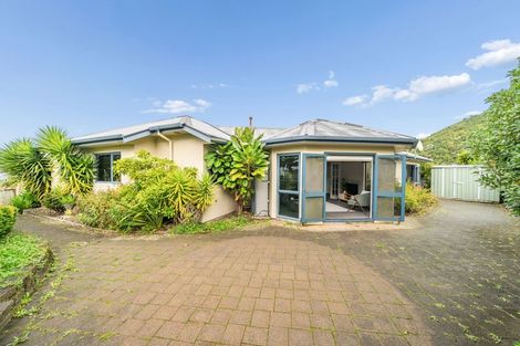 Photo of property in 34 Birkinshaw Grove, Riverstone Terraces, Upper Hutt, 5018