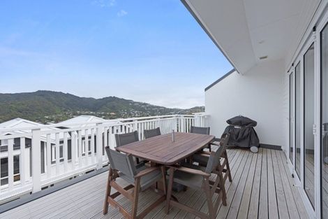 Photo of property in 74u2 Jubilee Road, Khandallah, Wellington, 6035
