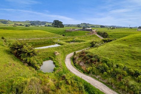 Photo of property in 78 Waitoetoe Road, Mimi, Urenui, 4377
