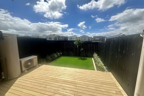 Photo of property in 49 Kiato Lane, Flat Bush, Auckland, 2019