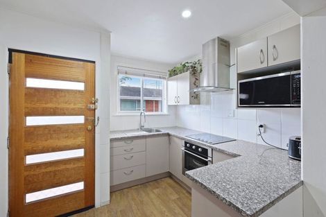 Photo of property in 20b Dale Crescent, Pakuranga, Auckland, 2010