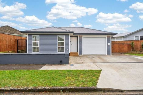 Photo of property in 43 Mary Crescent, Elderslea, Upper Hutt, 5018