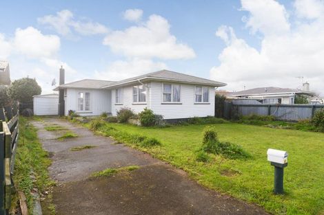 Photo of property in 61 Stephens Crescent, Highbury, Palmerston North, 4412