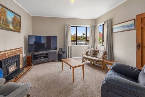 Photo of property in 12 Marsden Place, Kensington, Whangarei, 0112