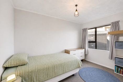 Photo of property in 27 Mckeefry Avenue, Greenmeadows, Napier, 4112