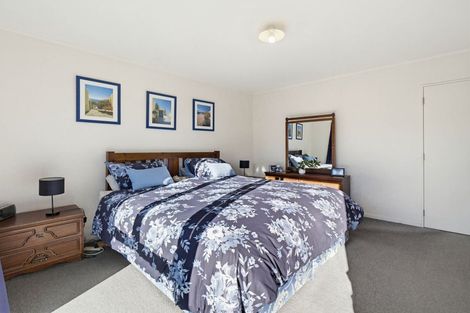 Photo of property in 47 Meridian Grove, Kelvin Grove, Palmerston North, 4414