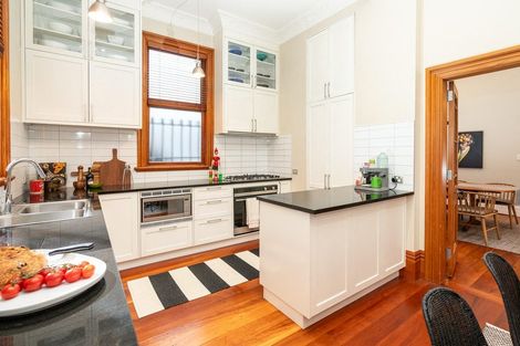Photo of property in 64 Glenmore Street, Northland, Wellington, 6012
