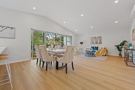 Photo of property in 41a Chamberlain Road, Massey, Auckland, 0614