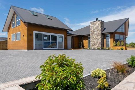 Photo of property in 32 Wai Terrace, Wharewaka, Taupo, 3330