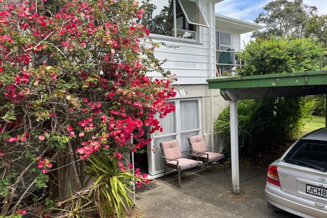 Photo of property in 35 Matipo Road, Mairangi Bay, Auckland, 0630