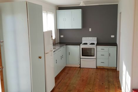 Photo of property in 14a Edinburgh Street, Tuakau, 2121
