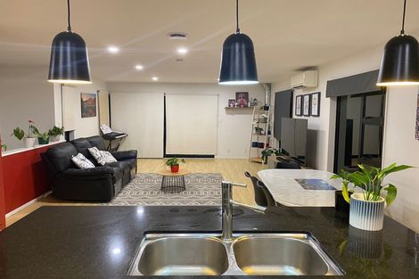 Photo of property in 69a/3 Chivalry Road, Glenfield, Auckland, 0629