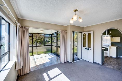 Photo of property in 1/52 Avondale Road, Taradale, Napier, 4112