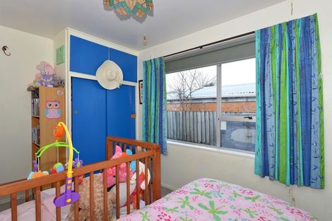 Photo of property in 2/53 Kuaka Crescent, Bromley, Christchurch, 8062