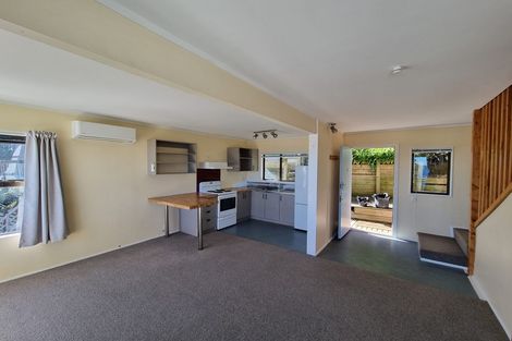 Photo of property in 8/410 The Esplanade, Island Bay, Wellington, 6023