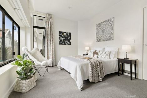 Photo of property in 28u9 Hobson Street, Thorndon, Wellington, 6011