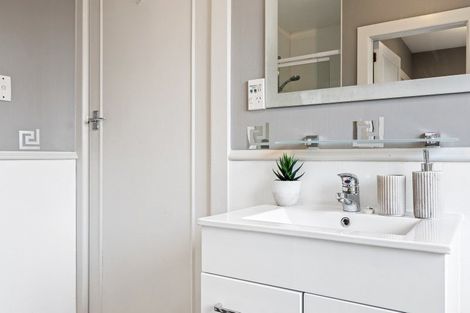 Photo of property in 13 Voss Street, Shirley, Christchurch, 8013